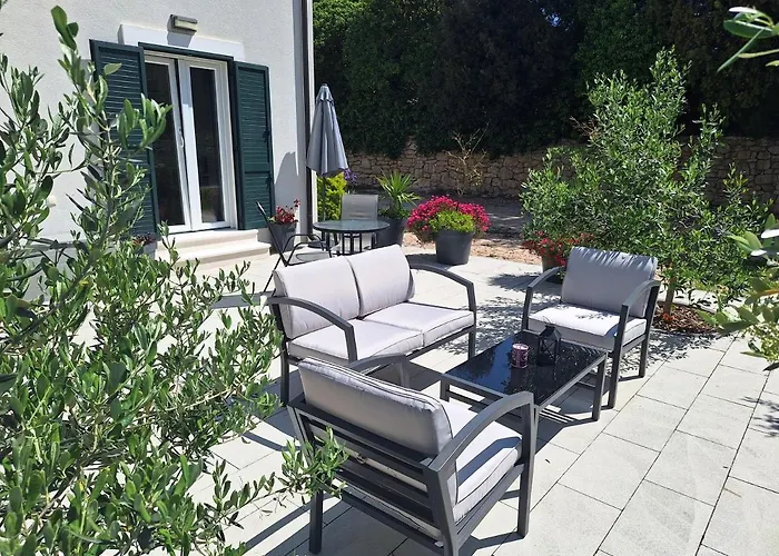 Mimi דירה חוואר