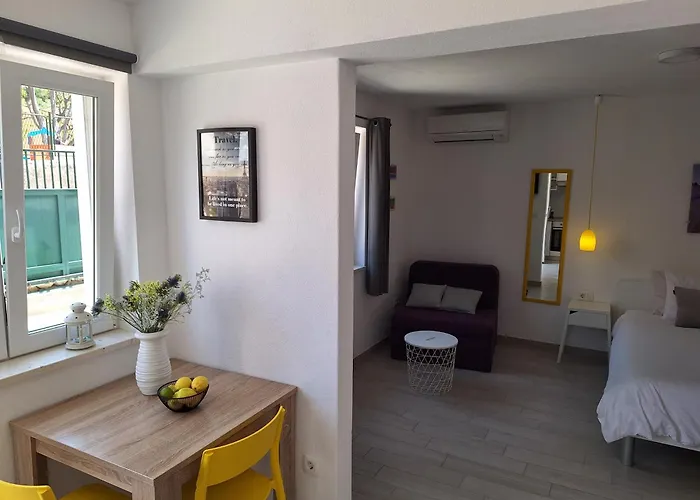 Mimi Apartman