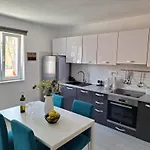 Mimi Apartment *