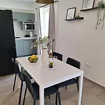 Mimi Apartment *