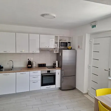 Apartman Mimi *